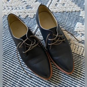 Black Nisolo Oxfords - size 7